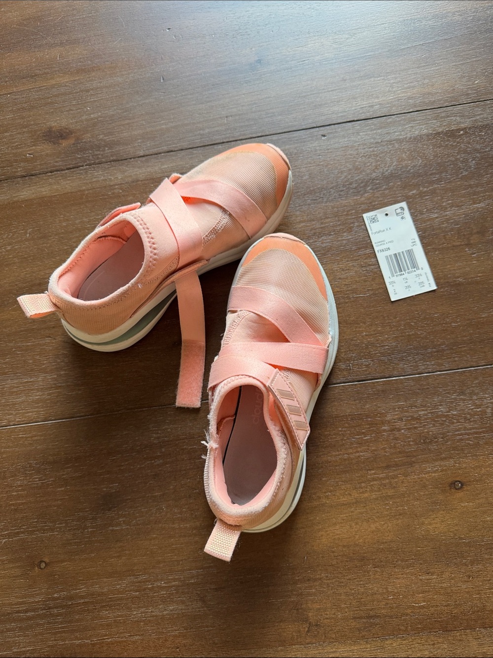 Size 2 girls adidas fortarun  running shoes - Picture 3 of 16